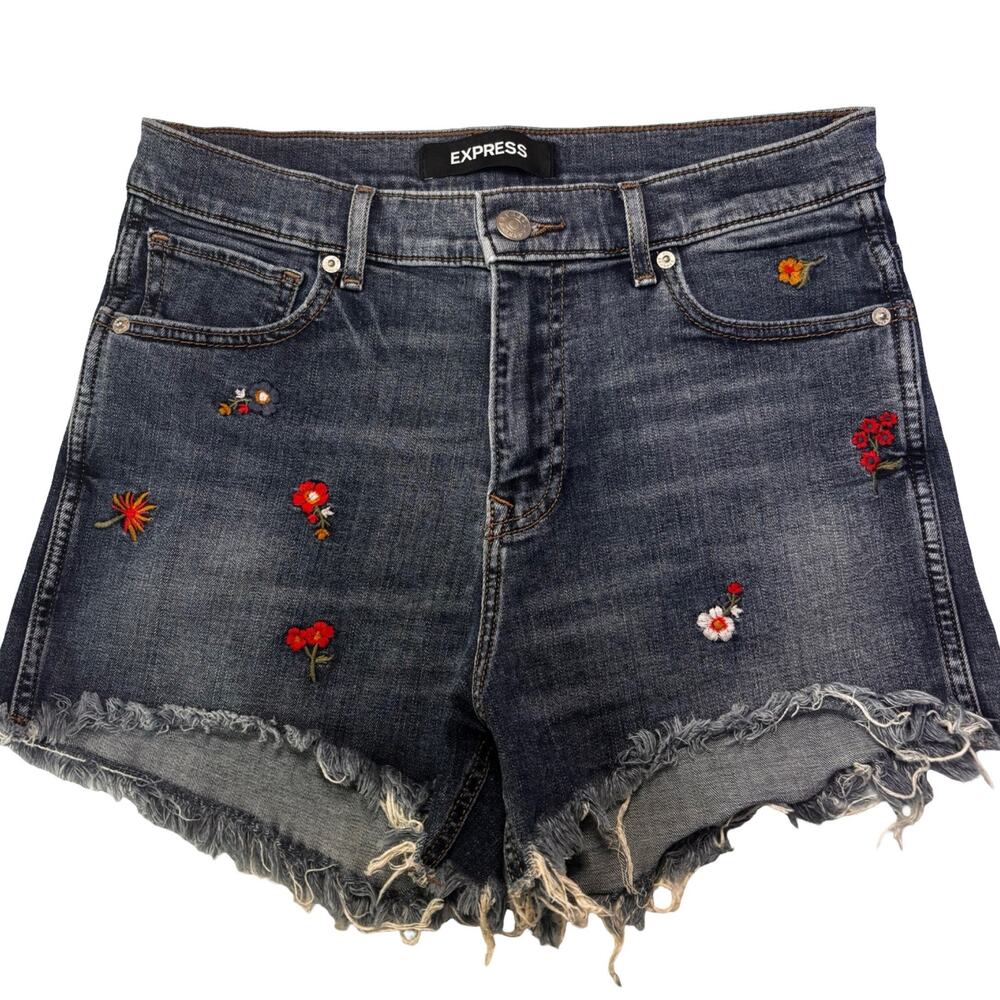 Floral Embroidered Denim Cutoff Shorts Raw Hem Distressed Boho Festival Women’s